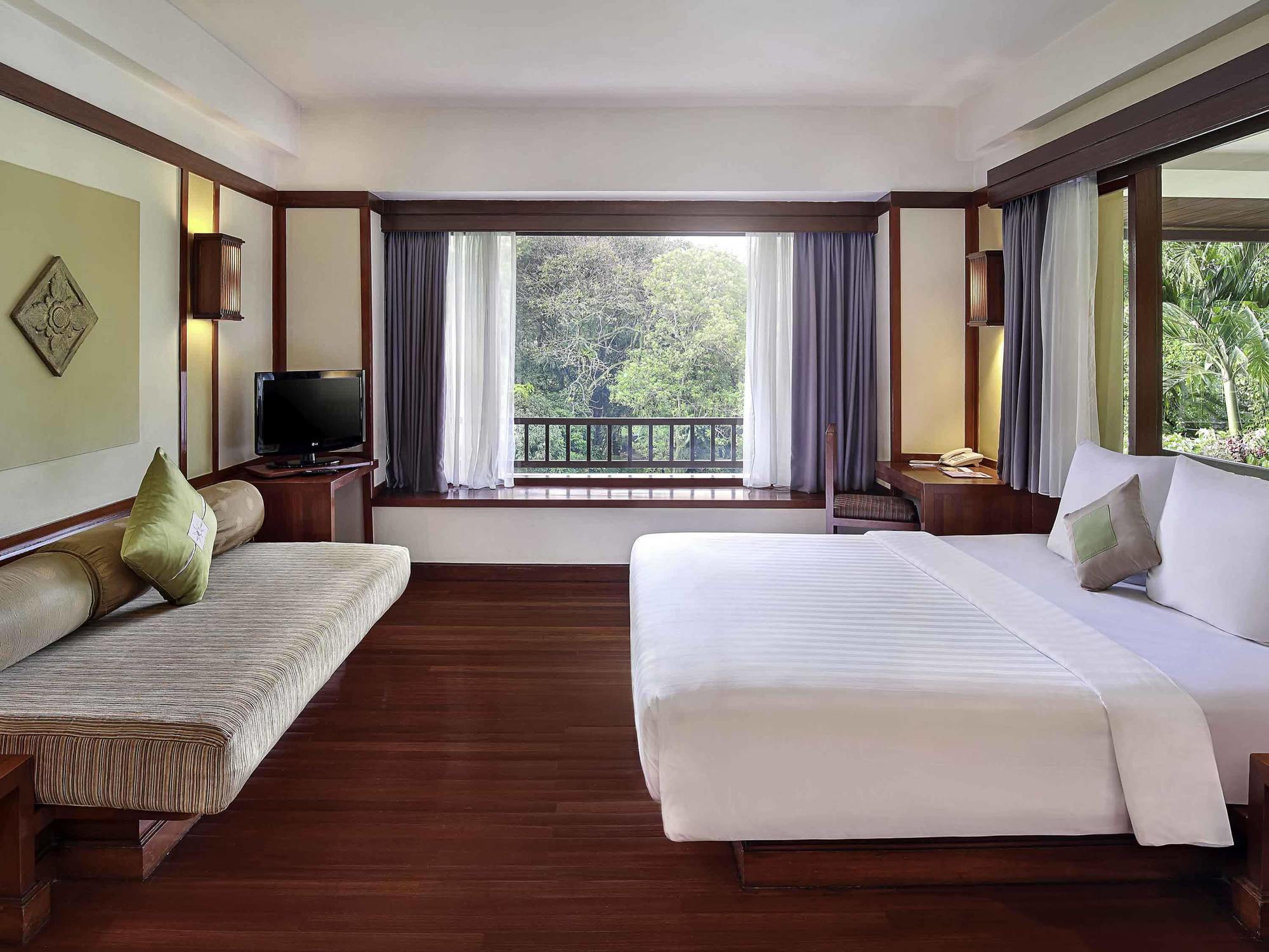 Ibis Styles Bogor Raya Hotel Eksteriør billede